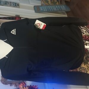 A New Reebok Men 1/2 Zipper Activewear With Hoodie Size M